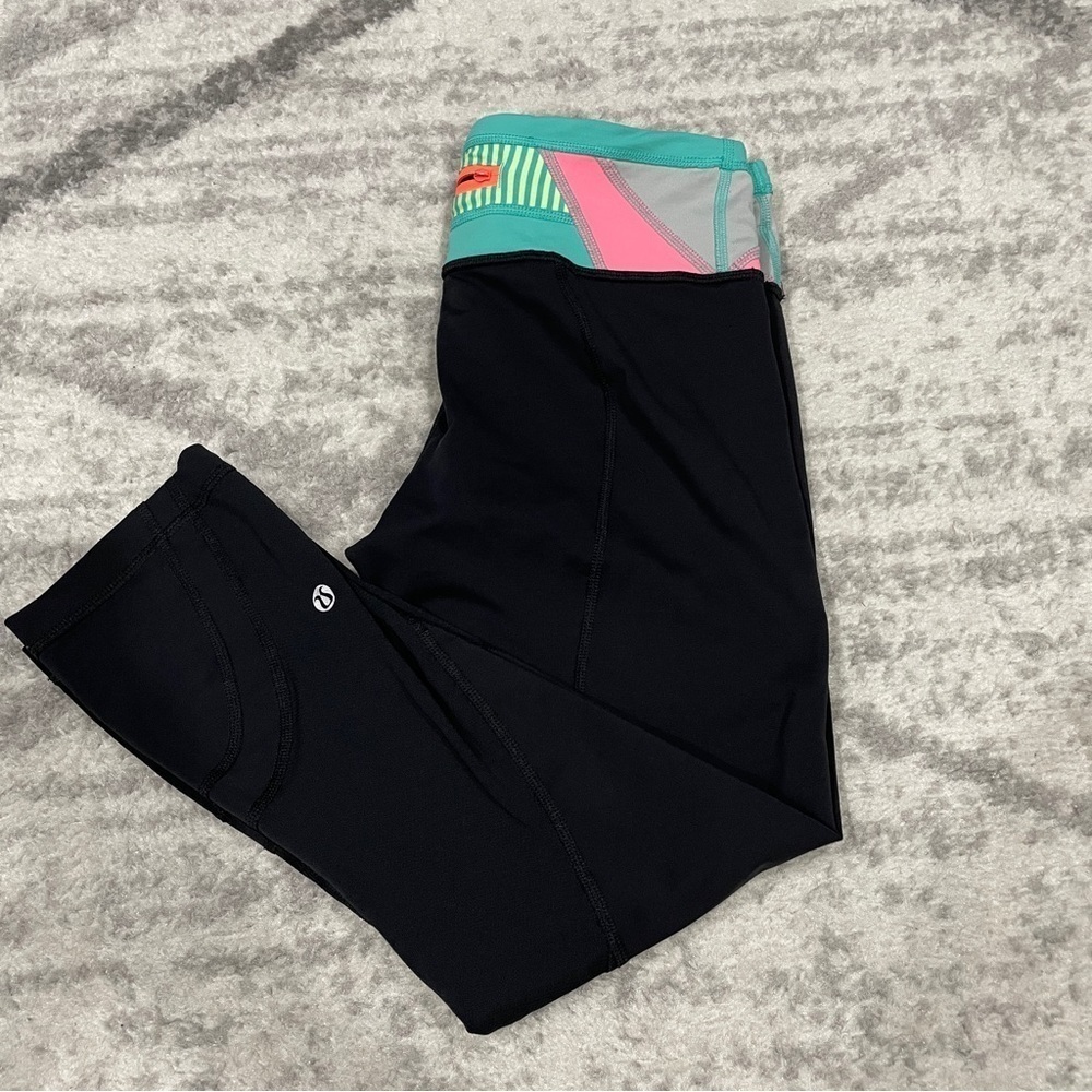 Lululemon SoulCycle Skull Run Inspire II Crop - Picture 3 of 13